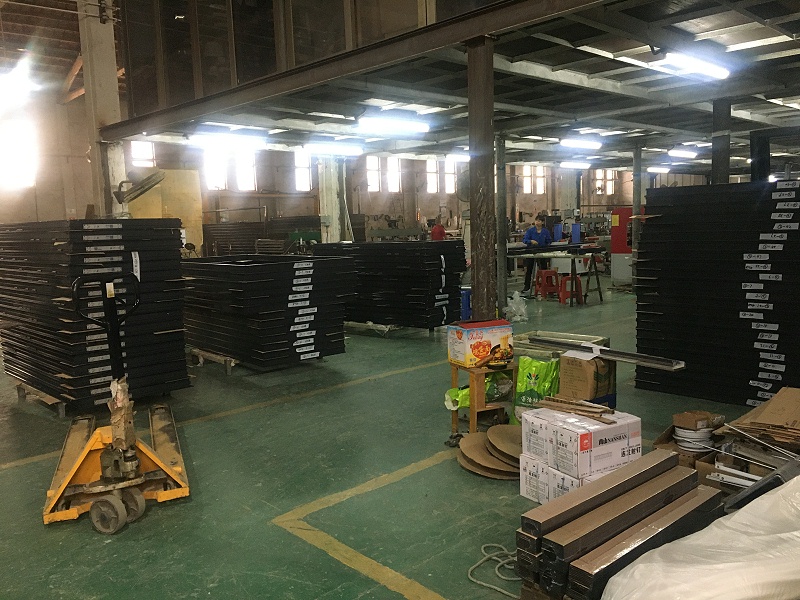 鋁合金門窗10大品牌廠家該如何在門窗市場中占據(jù)有利的市場地位？