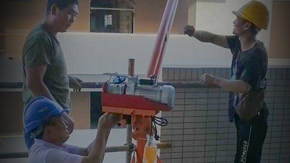 工程門窗幕墻滲水怎么處理？來看看樓上樓門窗的小技巧